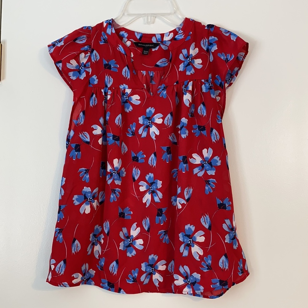 Banana Republic floral flutter-sleeve top